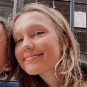 Meet your Posher, Julia